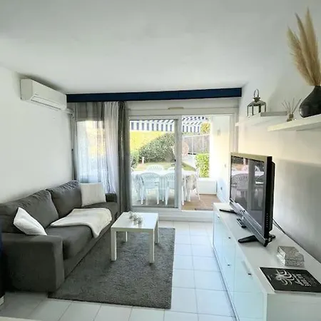 Apartment A Deux Pas De La - Entre Nice/cannes Villeneuve-Loubet