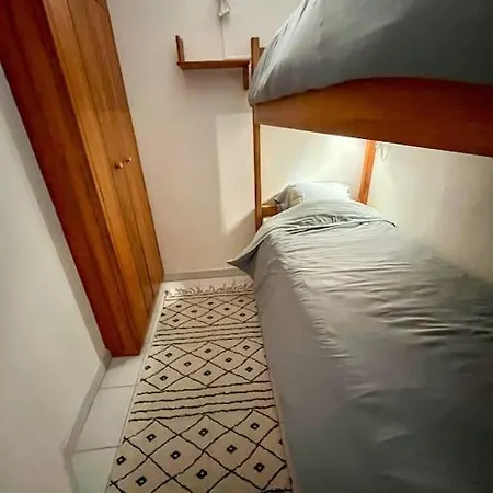 A Deux Pas De La - Entre Nice/cannes