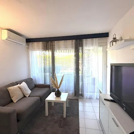 A Deux Pas De La - Entre Nice/cannes דירה *